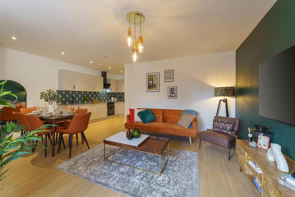 Lilyturf - 2 Bedroom Luxury Apartment By Mint Stays Bristol Eksteriør billede